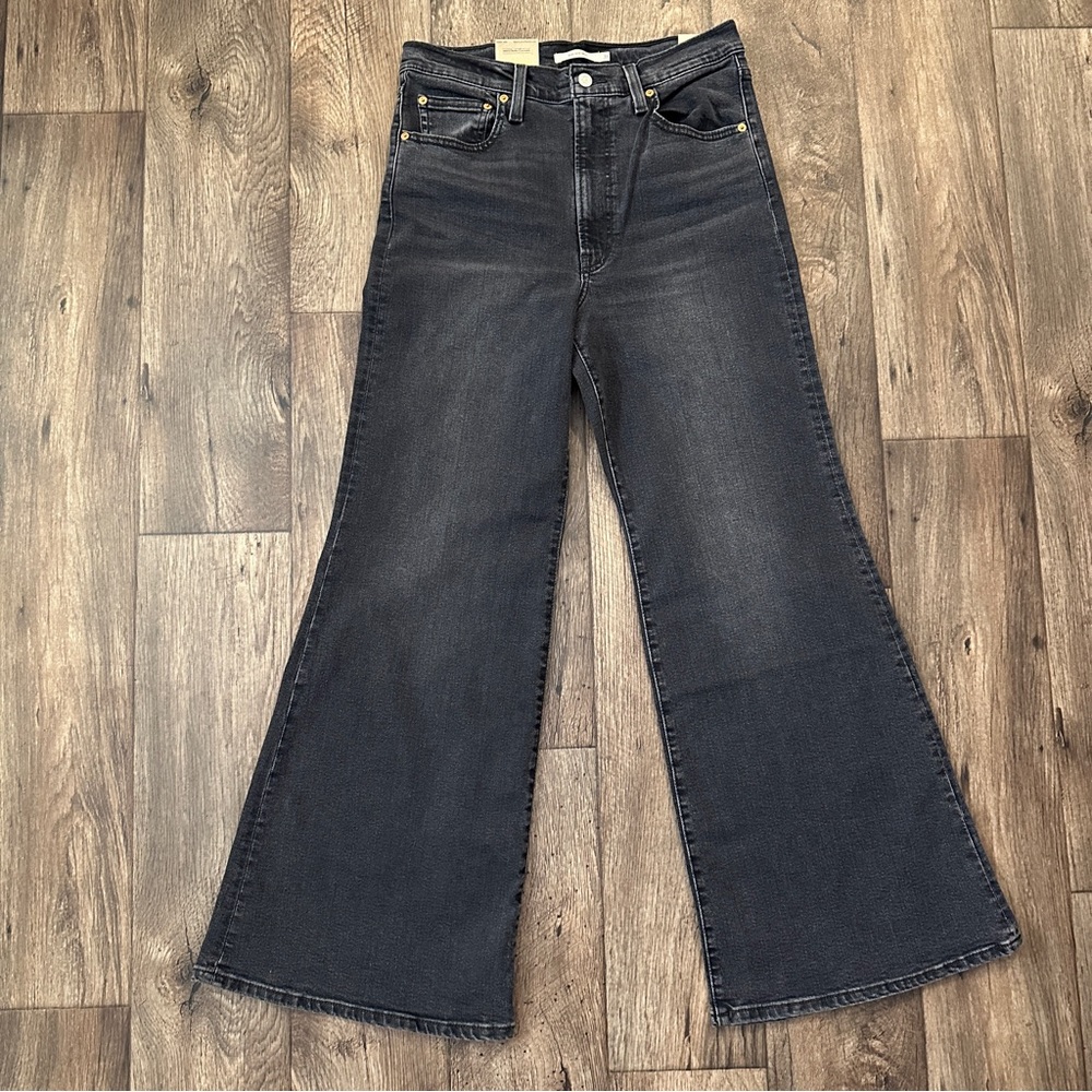 Levi's Ribcage Bell Wide Leg Flared Denim Jeans Pants Women’s Size 31 X 32 Black